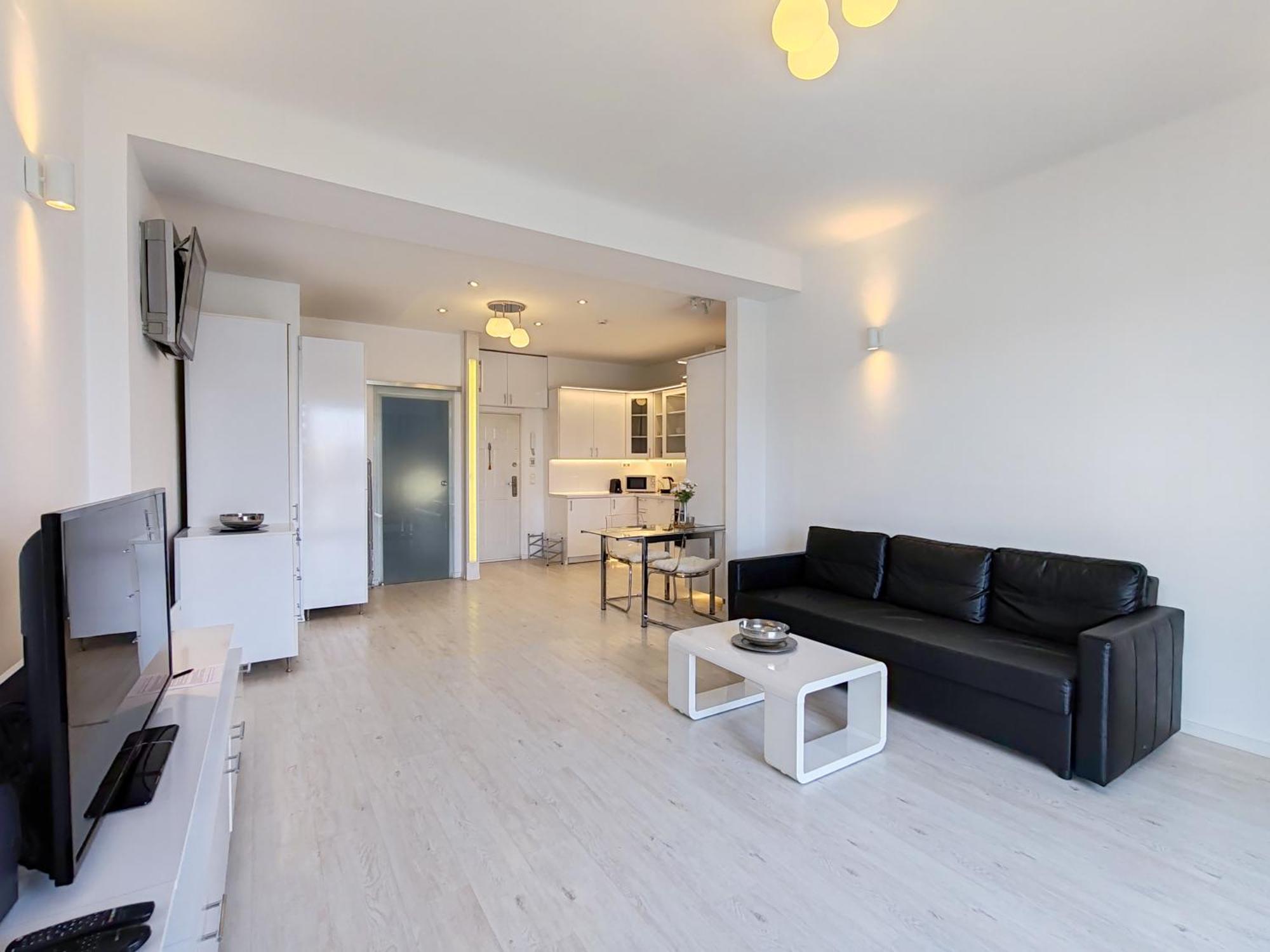 B40 With Parlament View Apartment *