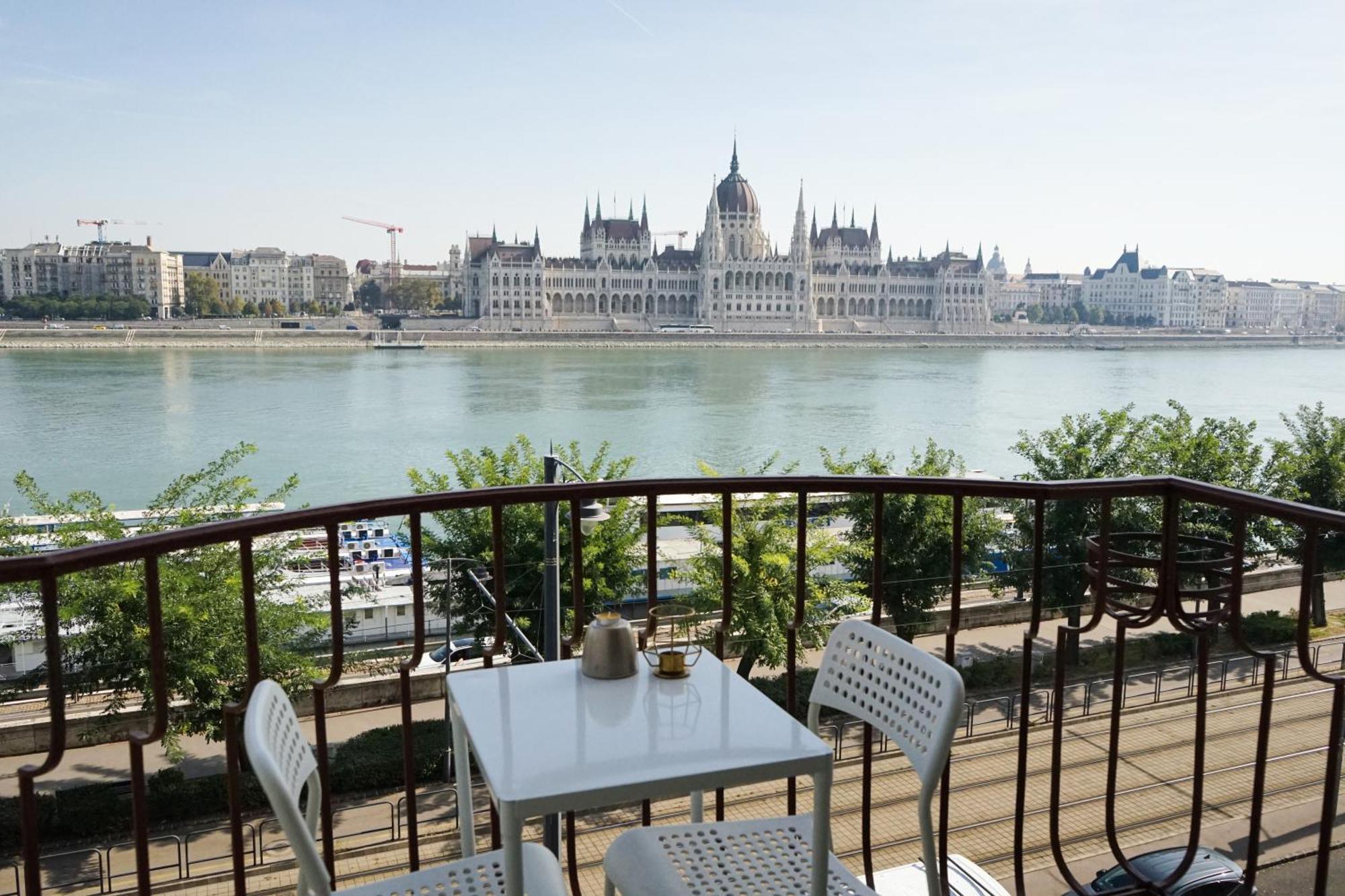 Apartment B40 With Parlament View *